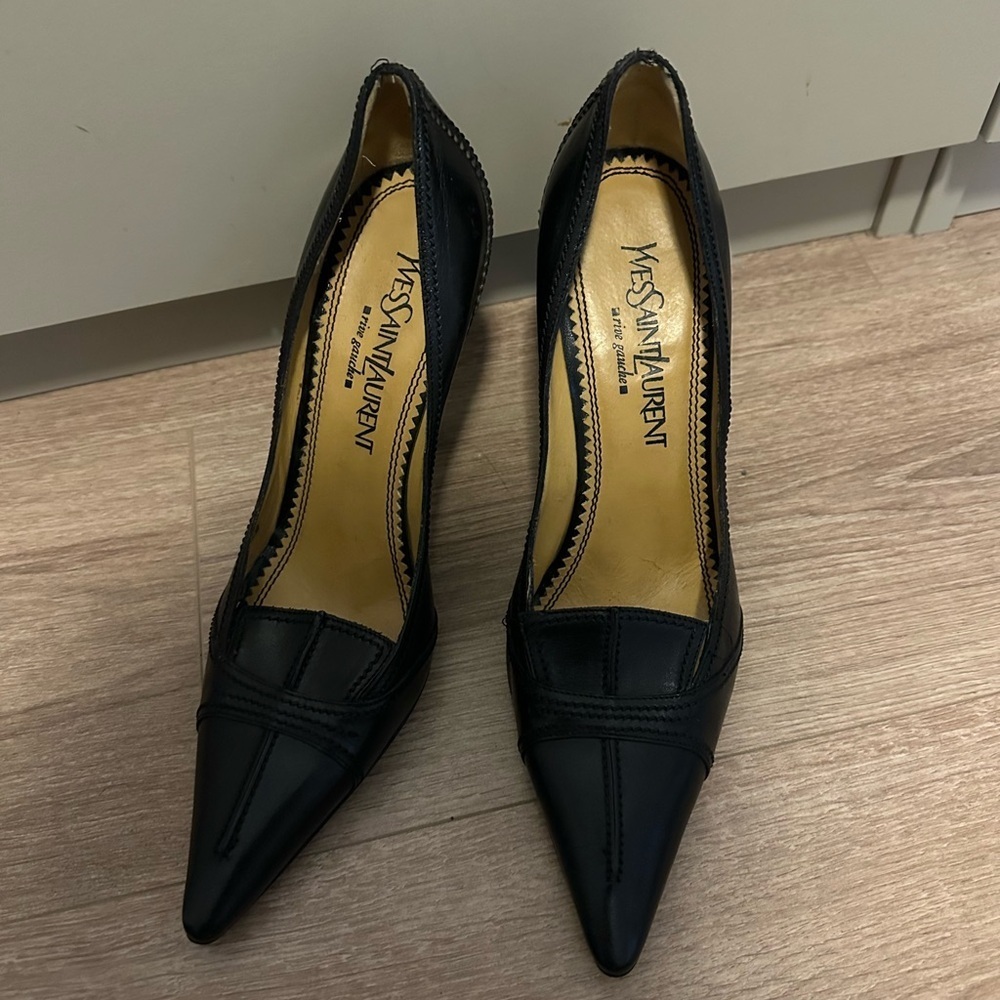 RARE Yves Saint Laurent Vintage Black Leather Pumps size 38 - Picture 2 of 13